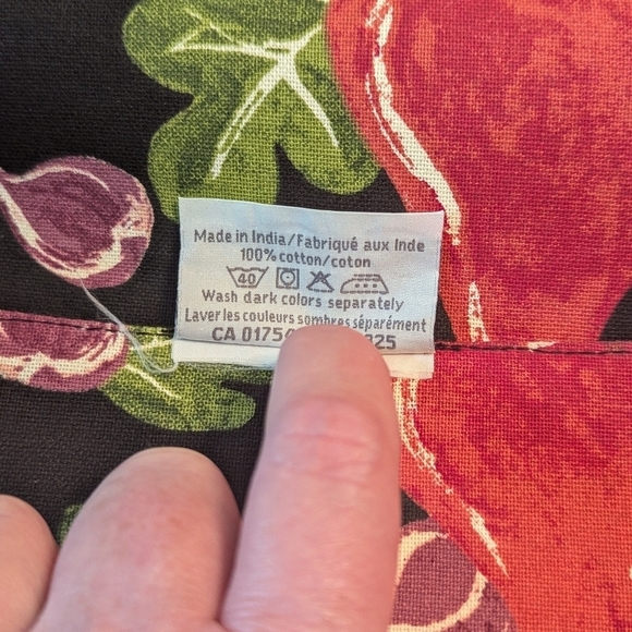 Casual Style Fruits and Leaves Motif Table Runner - No Tassels - Picture 3 of 7